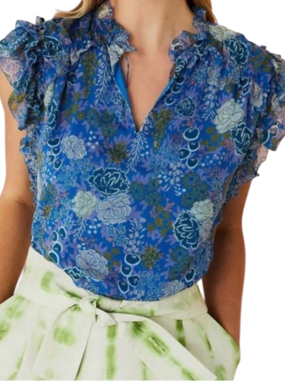 Marie Oliver Tate Top In Periwinkle Peonies  excellent condition Size Small